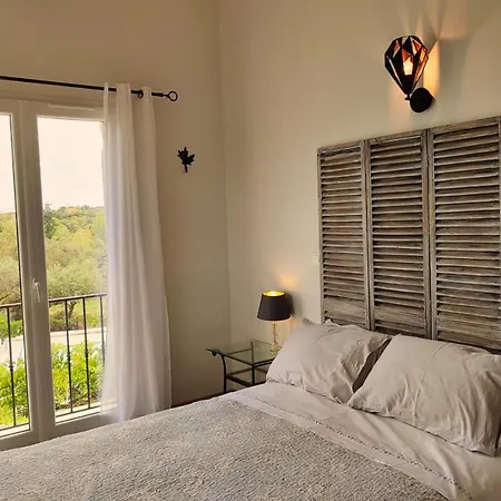 Charming With Private Pool Sleeps 8 Over 4 Bedrooms * Saint-Ambroix